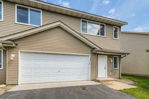 1233 Willow Trl, Farmington, MN, 55024-8412 | Card Image