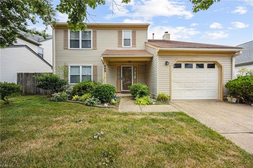 989 Summerside Ct, Virginia Beach, VA, 23456-6308 | Card Image
