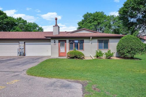 8642 S Maplebrook Cir, Brooklyn Park, MN, 55445-1938 | Card Image