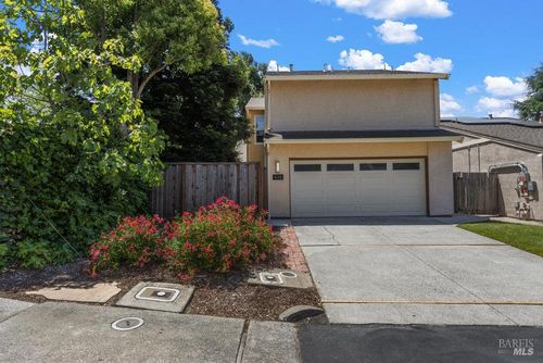 436 Greenbrier Court, Benicia, CA, 94510 | Card Image