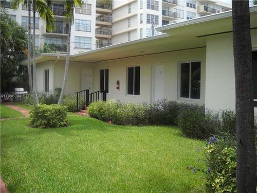 3-1040 92nd St, Bay Harbor Islands, FL, 33154-2740 | Card Image