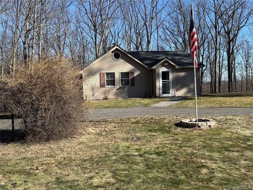 376 Roosa Gap Rd, Bloomingburg, NY, 12721-4722 | Card Image