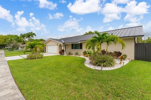 11375 Sw 113th Ter, Miami, FL, 33176-3828 | Card Image