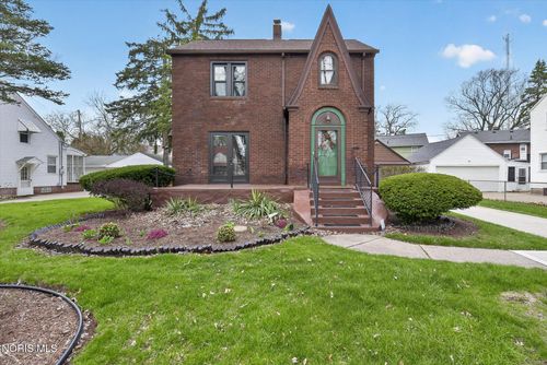 1528 Glenbrook Dr, Toledo, OH, 43614-4011 | Card Image