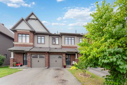 106 Nacarat St, Orléans, ON, K4A1B1 | Card Image