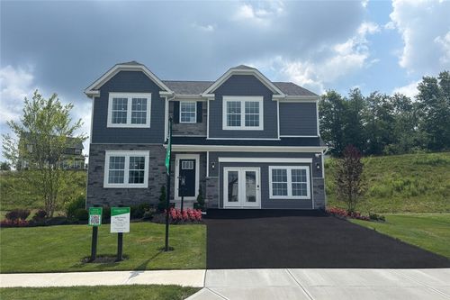 140 Victoria Dr, Moon/Crescent Twp, PA, 15108 | Card Image