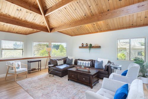 21655 Heron Dr, Bodega Bay, CA, 94923-8811 | Card Image