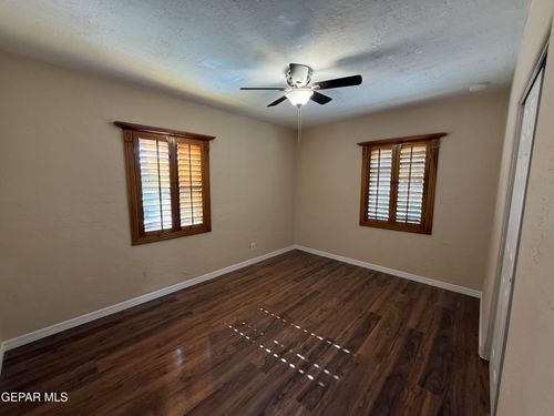 3411 Leavell Ave, El Paso, TX, 79904-4517 | Card Image