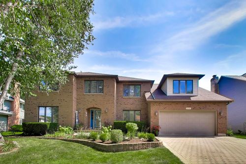 1016 Liberty Dr, Naperville, IL, 60540-8348 | Card Image