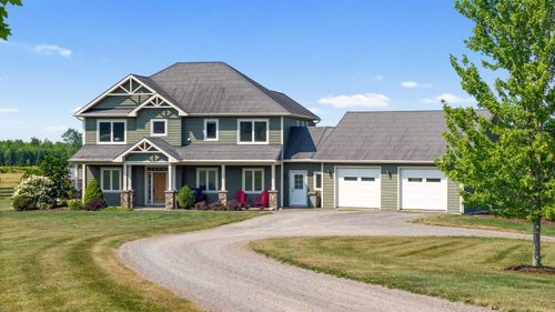 581 Kennedy Rd, Hilden, NS, B0N1C0 | Card Image