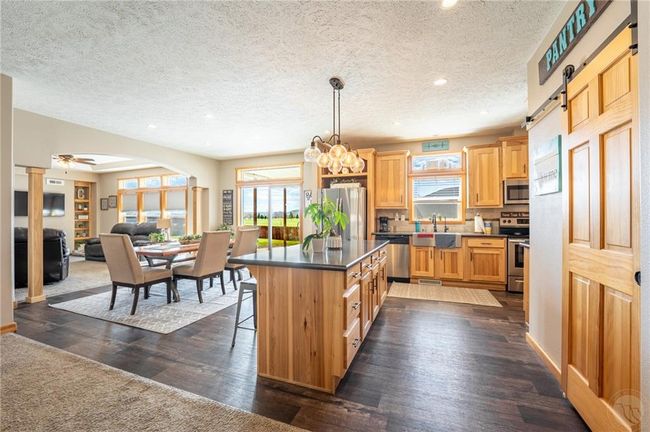 1019 E 3 Rd Ave S, House other with 4 bedrooms, 2 bathrooms and null parking in Columbus MT | Image 5