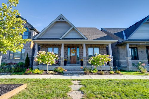 233 Strachan St, Port Hope, ON, L1A0E7 | Card Image