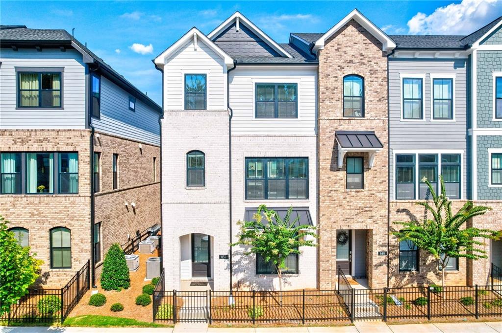 Kenway Ave, Roswell, GA 30076