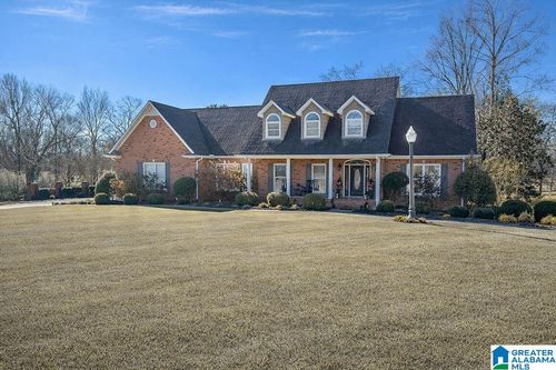 8425 Stratford Dr, MORRIS, AL, 35116-1841 | Card Image