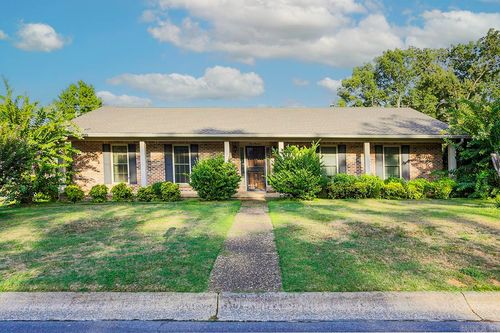 300 Burntwood St, Sherwood, AR, 72120-5515 | Card Image