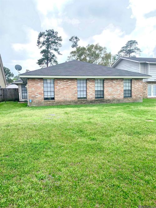16084 Derby Ave, Baton Rouge, LA, 70816-3142 | Card Image