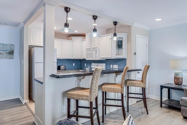 APT-229 - 4901 State Highway 361, Condo with 2 bedrooms, 2 bathrooms and null parking in Port Aransas TX | Image 9