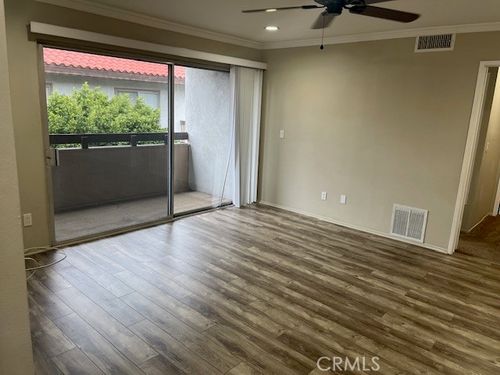 2521 W Sunflower Ave, Santa Ana, CA, 92704-7432 | Card Image