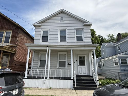 45 2nd Ave, Rensselaer, NY, 12144-2829 | Card Image