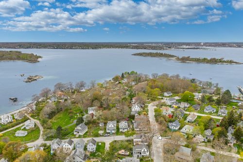 59 New Island Avenue, Portland, ME, 04108 | Card Image