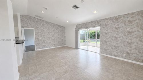 541-547 High Hawk Cir, Vero Beach, FL, 32962-7155 | Card Image