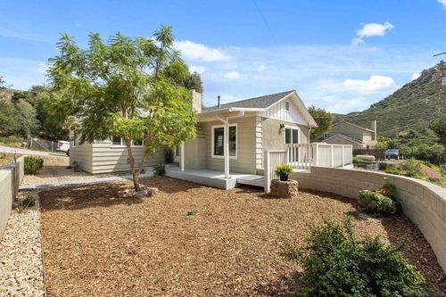 619 Snowden Pl, El Cajon, CA, 92019-1462 | Card Image