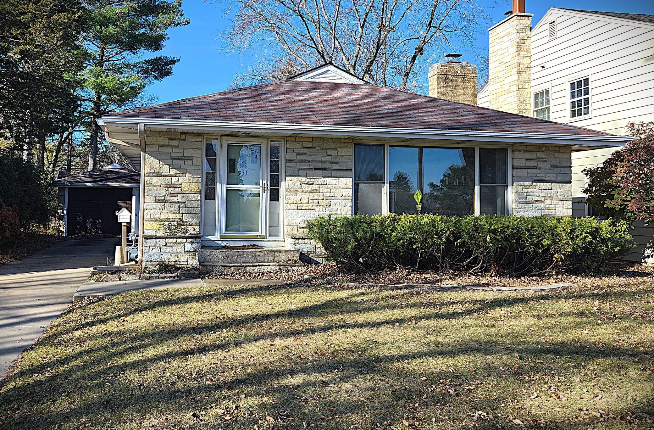 6th Ave, Rochester, MN 55902