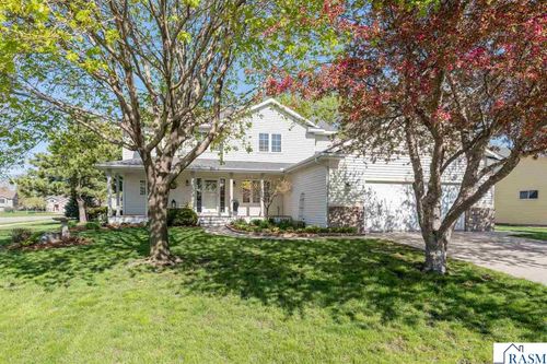 2119 Burnett Ln, North Mankato, MN, 56003-1662 | Card Image