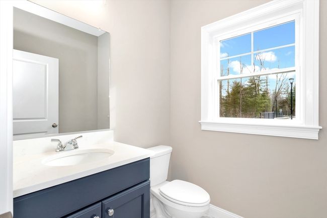 29 - 29 Willow Pond Cir, Condo with 2 bedrooms, 3 bathrooms and 2 parking in Medway MA | Image 6