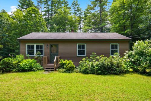 18 Goshen Dr, Loudon, NH, 03307-1300 | Card Image