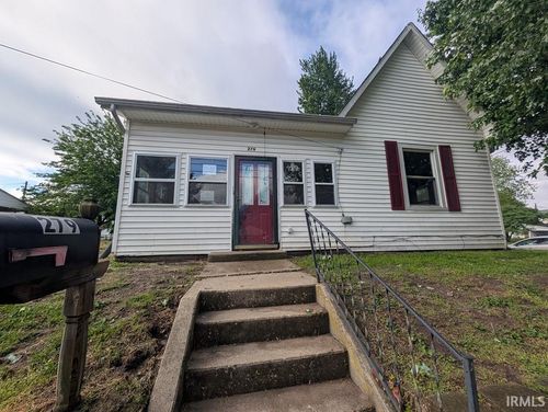279 W Spring Street, Bloomfield, IN, 47424-1331 | Card Image