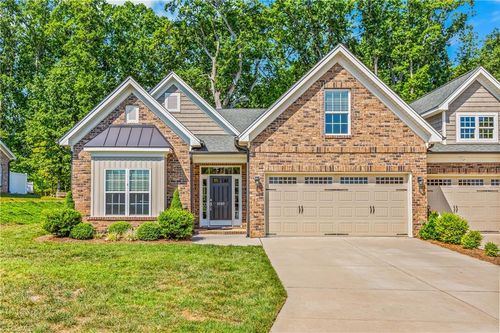 3707 Wheat St, High Point, NC, 27265-1379 | Card Image