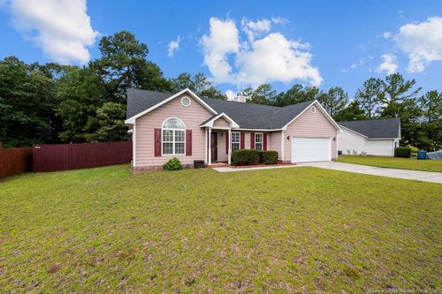 120 Raymond St, Raeford, NC, 28376-5841 | Card Image