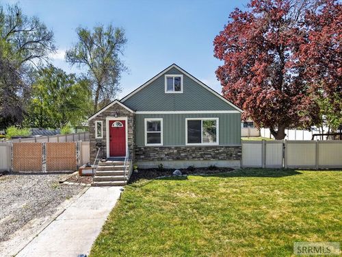 669 S University Ave, Blackfoot, ID, 83221-3340 | Card Image