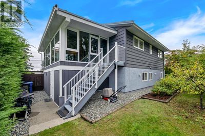 1704 Glen Rd, House other with 3 bedrooms, 3 bathrooms and 5 parking in Cowichan Bay BC | Image 3