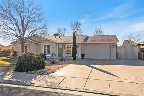 372 E 400 S, Ivins, UT, 84738-5031 | Card Image