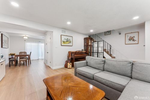 27788 Hummingbird Ct, Hayward, CA, 94545-4040 | Card Image