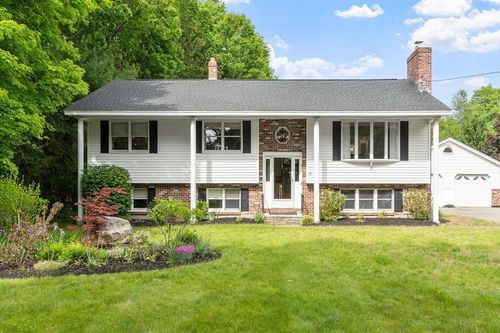 10 East Rd, Westminster, MA, 01473-1635 | Card Image
