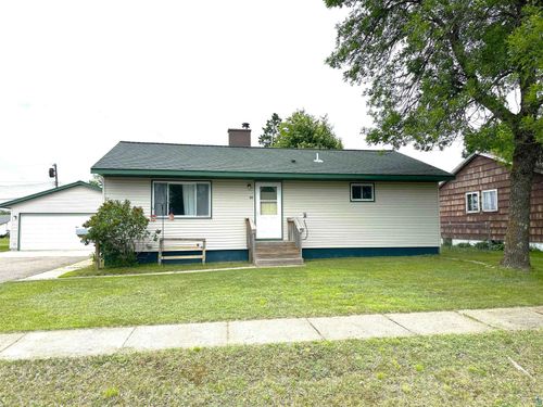 35 Dogwood Blvd, Babbitt, MN, 55706-1211 | Card Image
