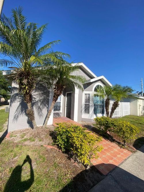 2451 Harbor Town Dr, Kissimmee, FL, 34744-5149 | Card Image