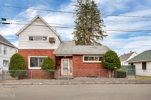 71 3rd Ave, Waterford, NY, 12188-2110 | Card Image