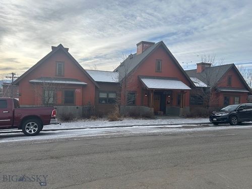 24 E Copper St, Butte, MT, 59701-9302 | Card Image