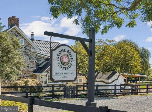 20596 Airmont Rd, BLUEMONT, VA, 20135-2109 | Card Image