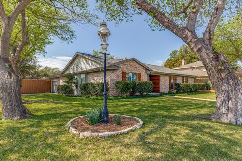 1413 Lamp Post Ln, Richardson, TX, 75080-5723 | Card Image