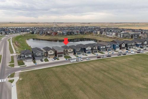 375 Corner Meadows Ave Ne, Calgary, AB, T3N1X7 | Card Image