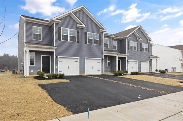 Martin Rd, Breinigsville, PA 18031