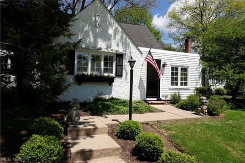 4-14661 Hillbrook Ln N, Chagrin Falls, OH, 44022-2691 | Card Image