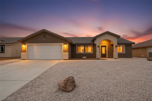 3871 N Mayfield Ranch Rd, Pahrump, NV, 89060-2670 | Card Image