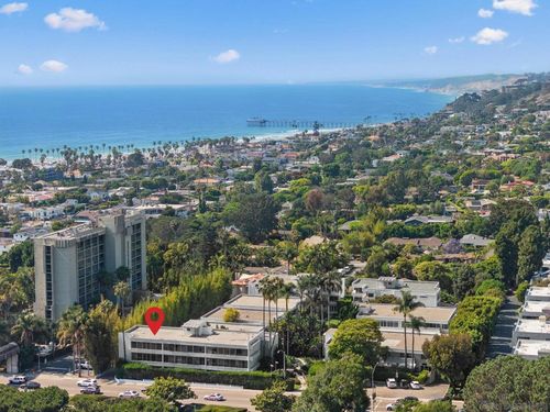 unit-9-2352 Torrey Pines Rd, La Jolla, CA, 92037-3454 | Card Image