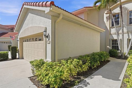apt-2303-15153 Oxford Cv, FORT MYERS, FL, 33919-3912 | Card Image